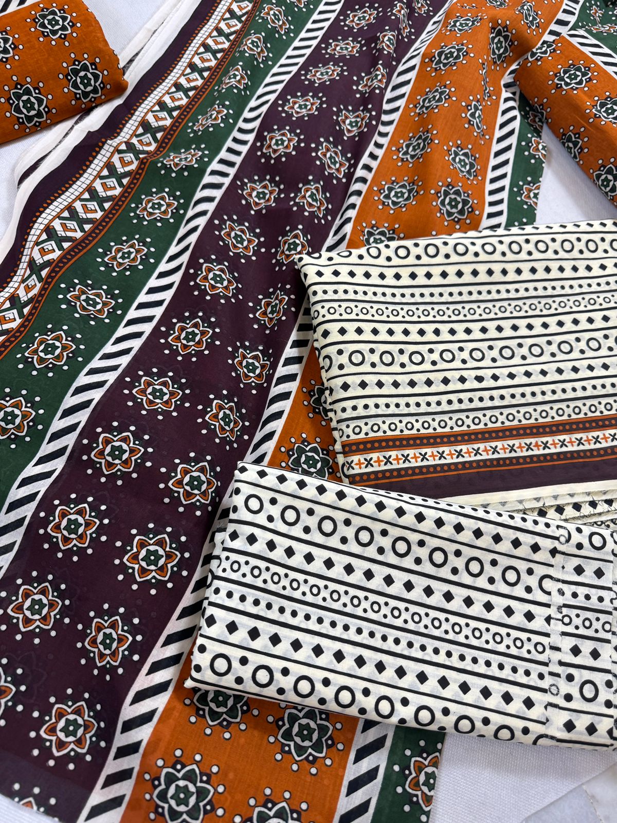 Lawn printed 3pc