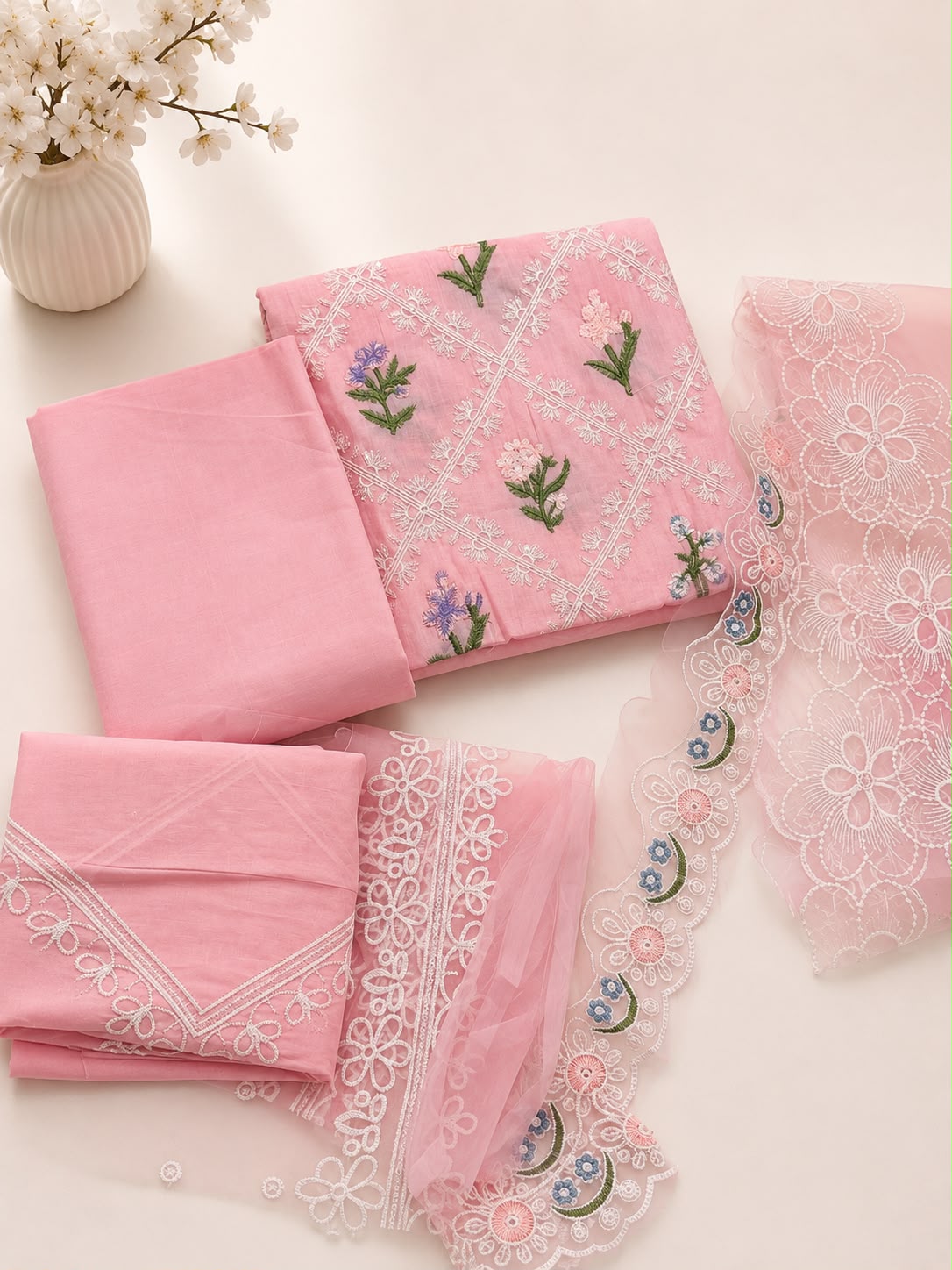 Dilara premium Lawn