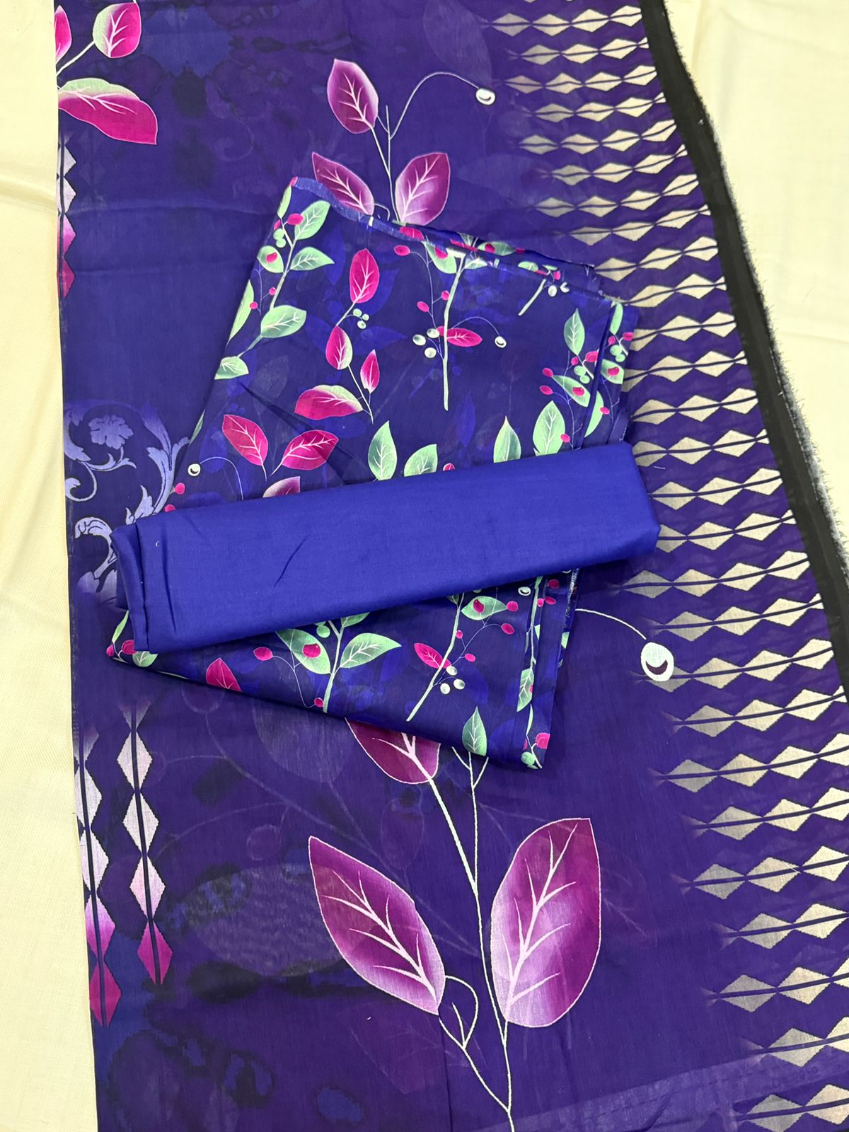 3 PC. LAWN UNSTITCHED SUIT