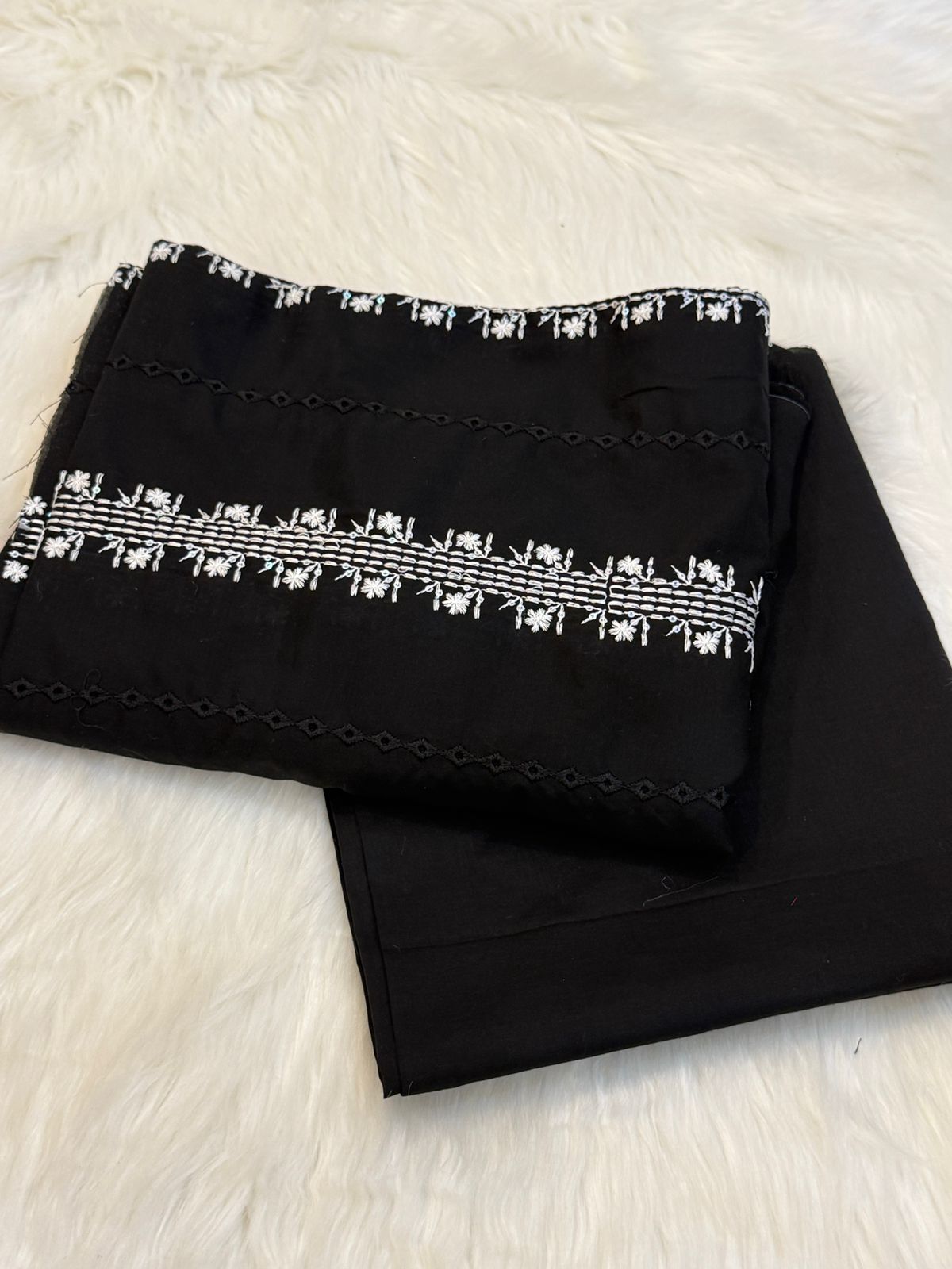 Embroidered 2pc