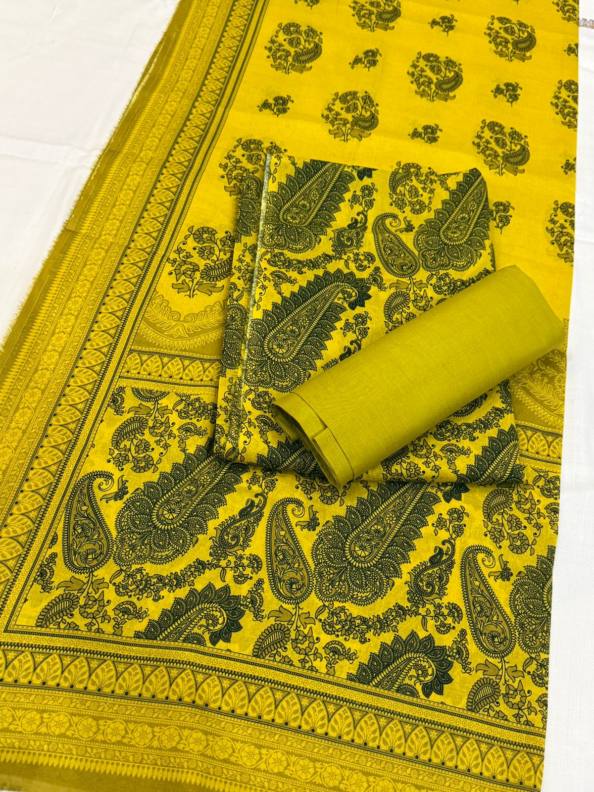 3 PC. LAWN UNSTITCHED SUIT