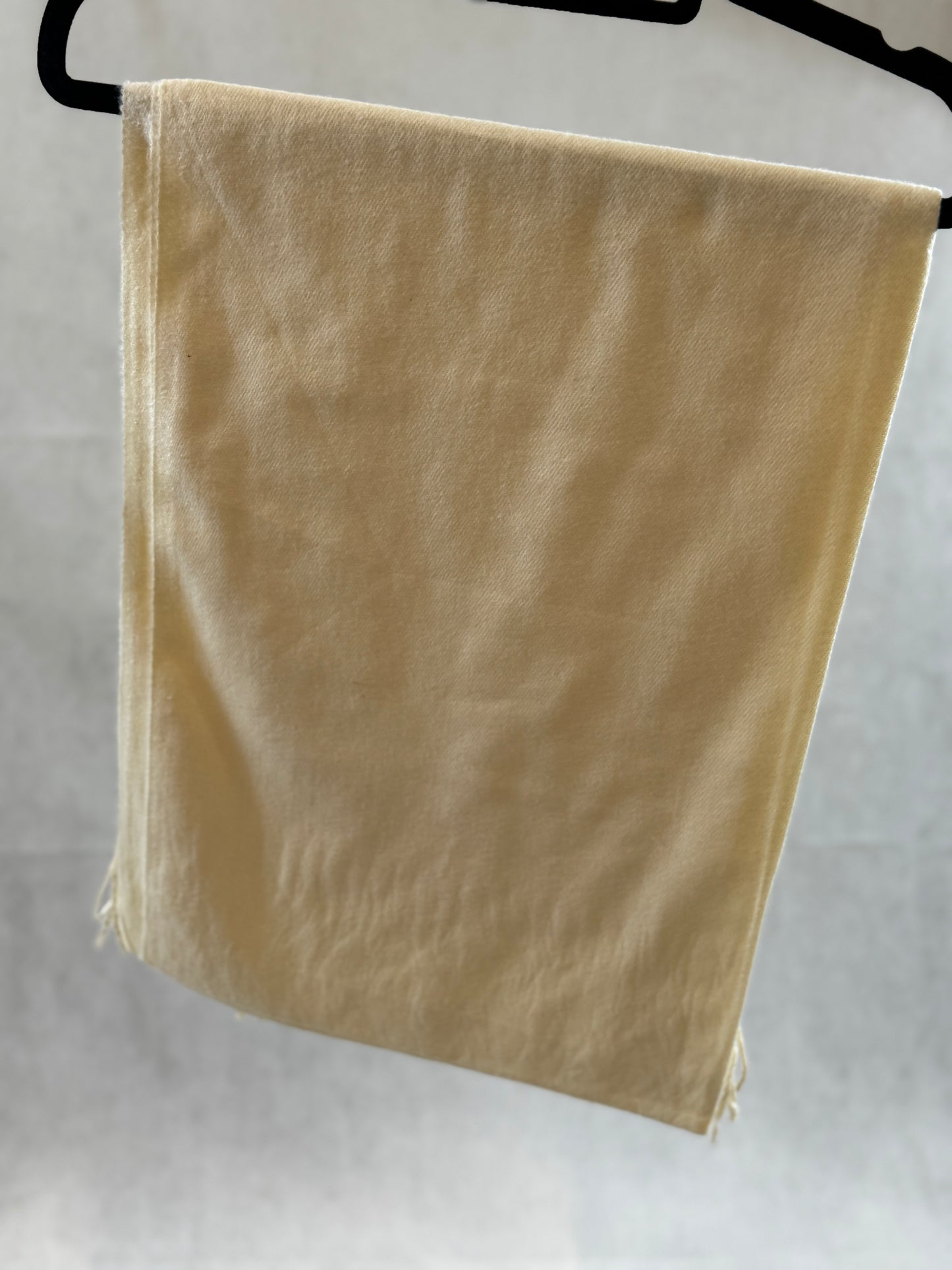 Mini solid shawl wool