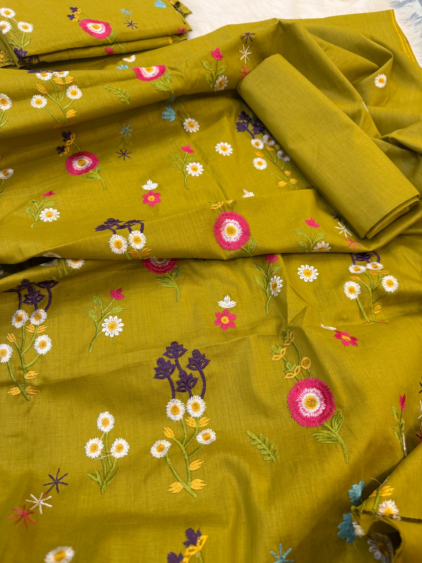 Embroidered 2pc