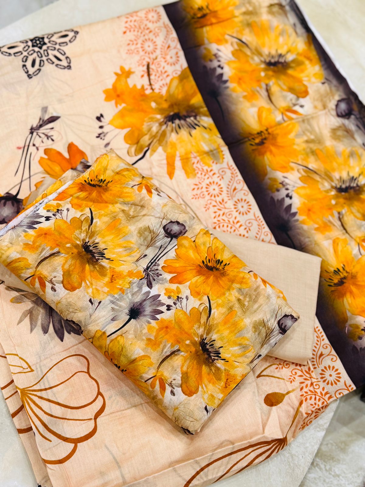 Alkaram | Unstitched 3 Pc Printed Lawn Suit With Lawn Dupatta