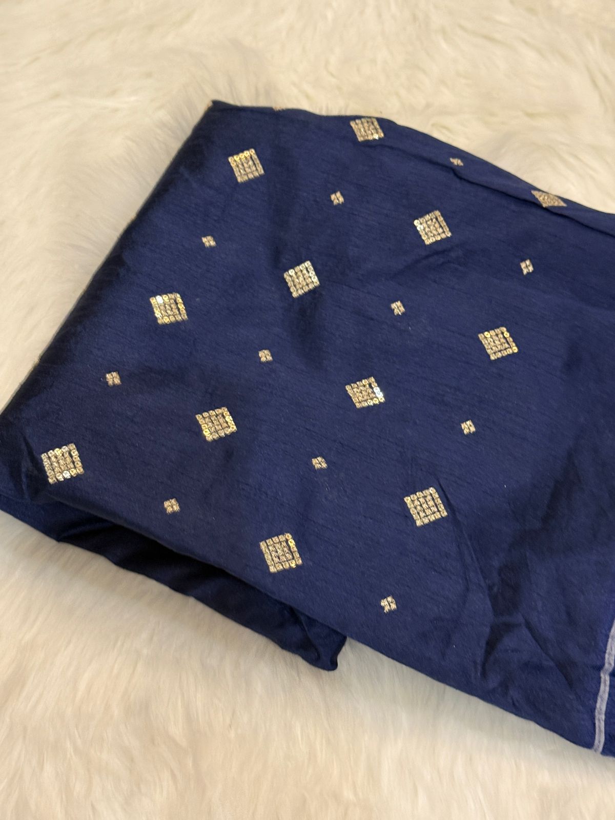 Embroidered row silk shirt