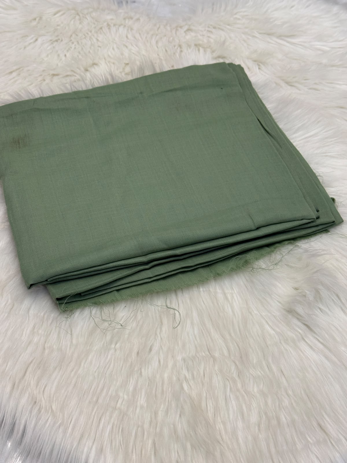 Premium Pashmina 2PC – 5 Yard Suit