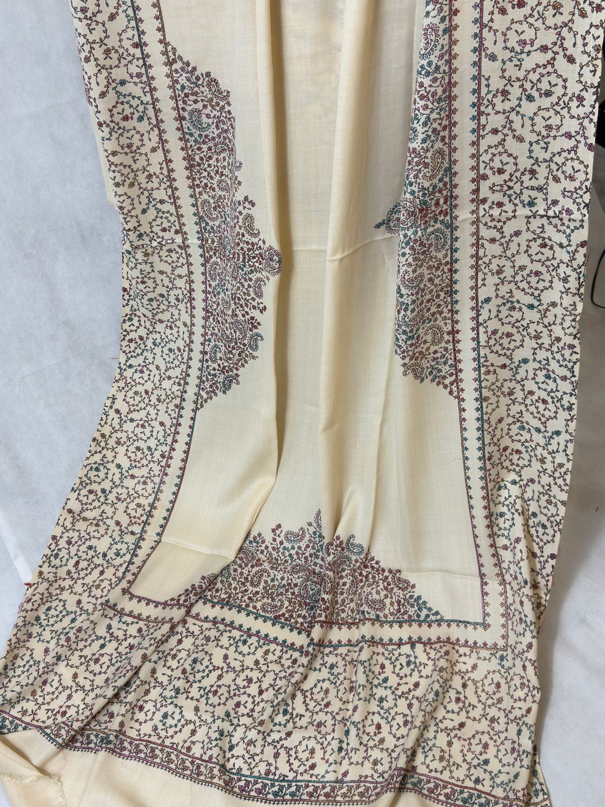 pure pashmina shawl