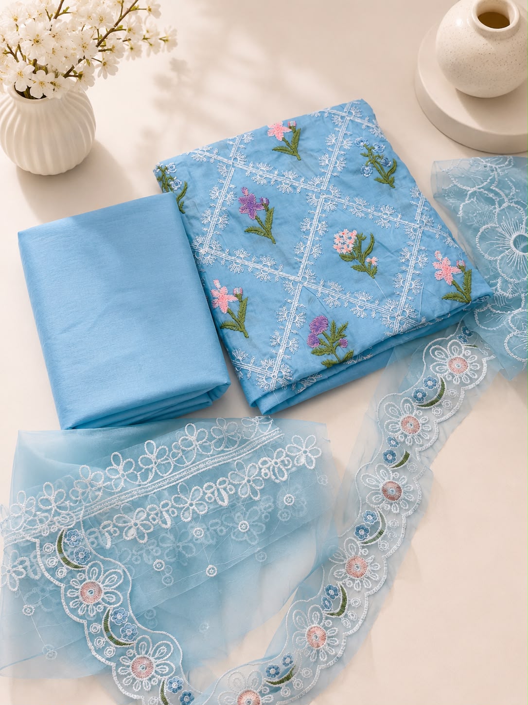 Dilara premium Lawn