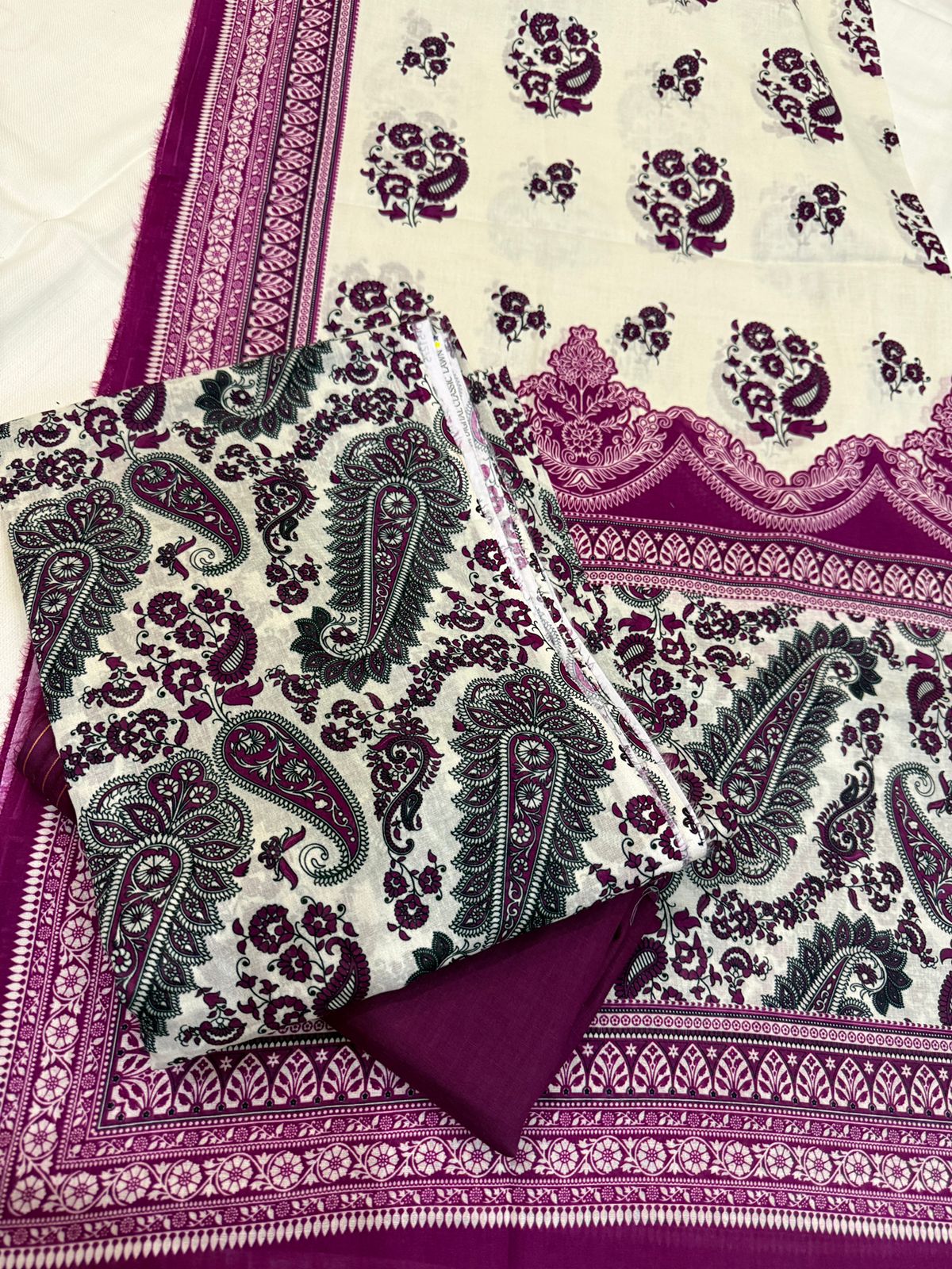 3 PC. LAWN UNSTITCHED SUIT