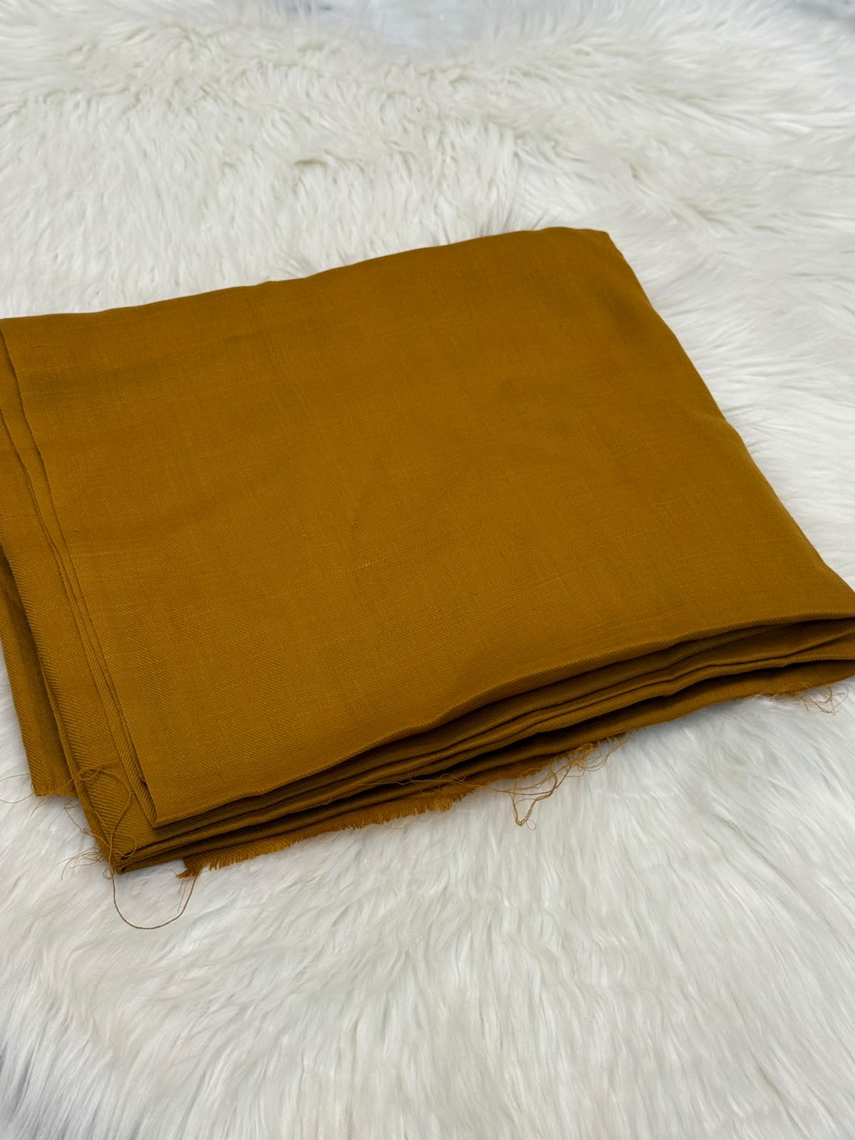 Premium Pashmina 2PC – 5 Yard Suit