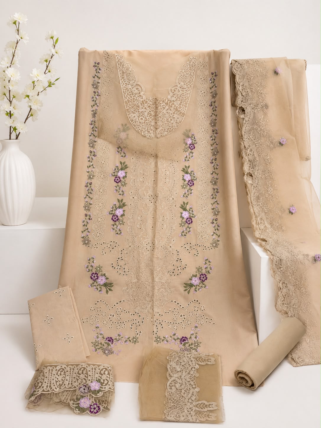 Skin| Luxury 3PC Lawn Suit