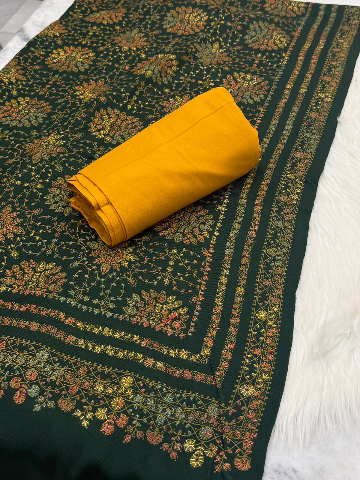 3PC Dhanak Suit with Hand-Embroidered Pashmina Shawl