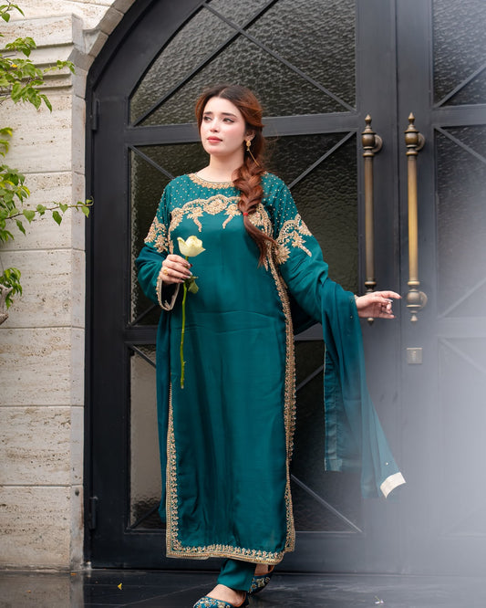 Royal Elegance – Luxury Party Wear