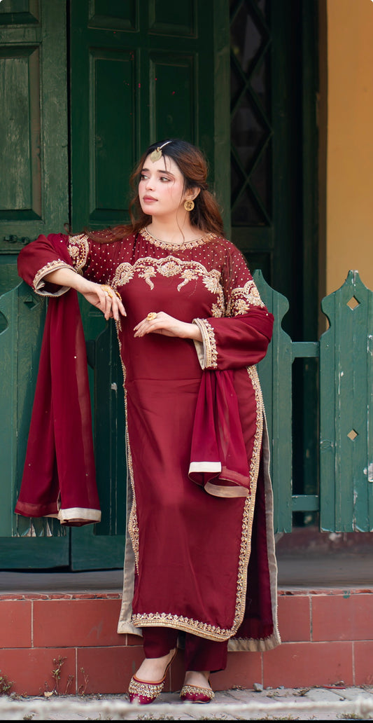 Royal Elegance – Luxury Party Wear