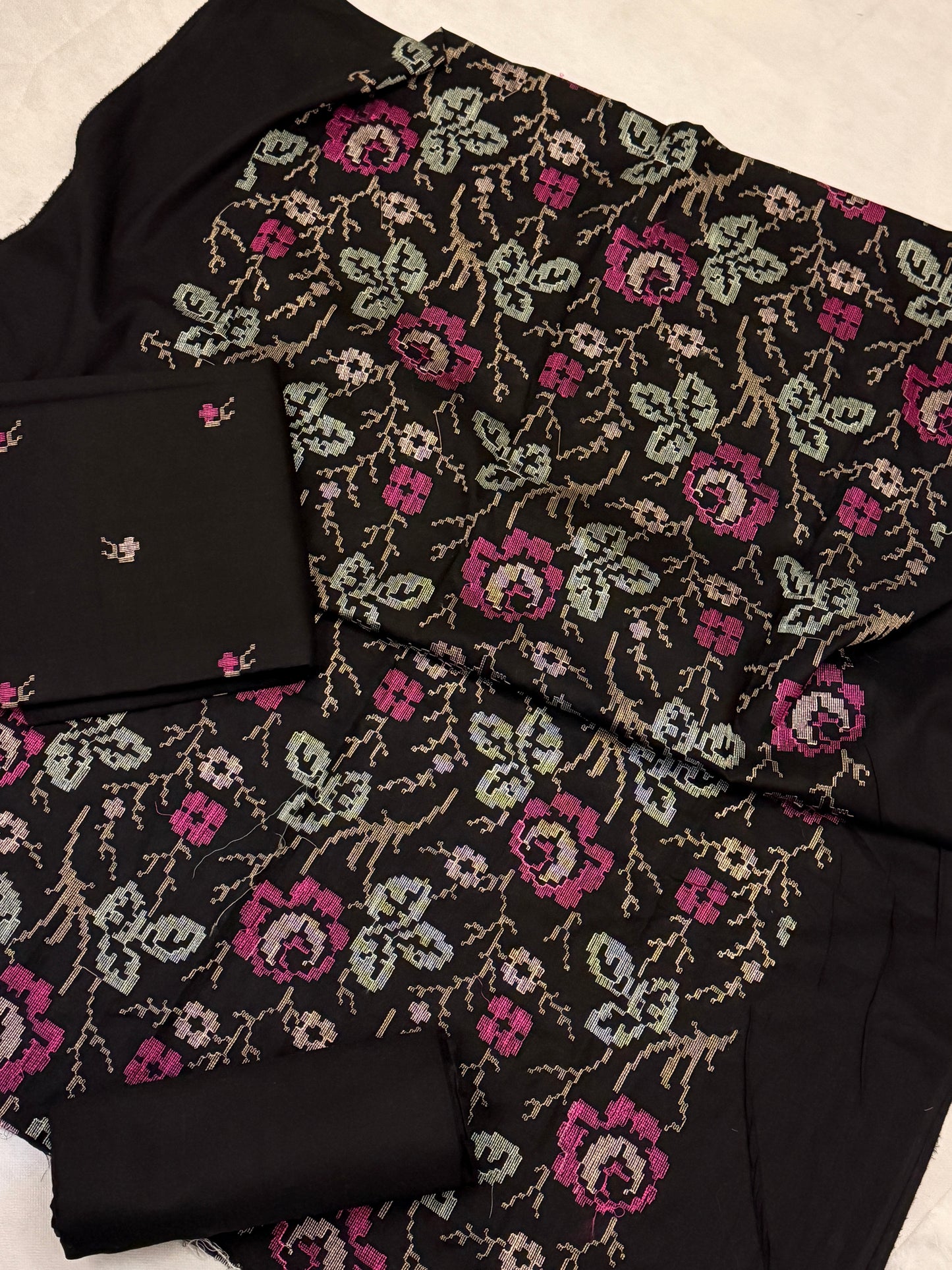 2pc Embroidered suit