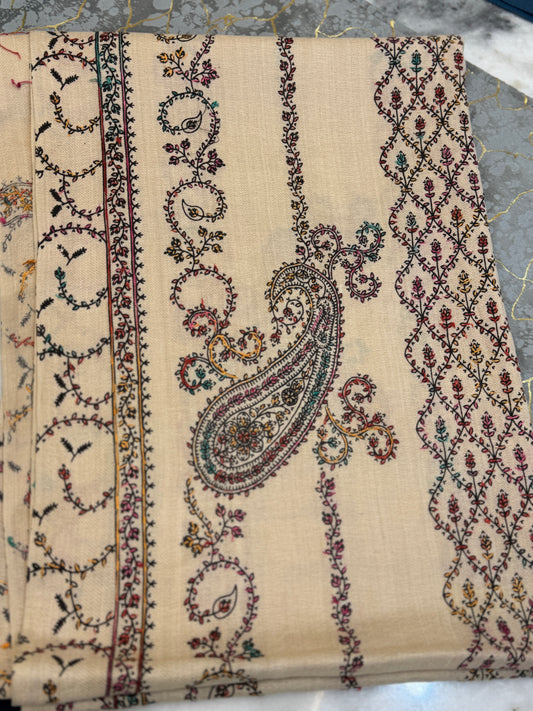 Mini shawl embroidered