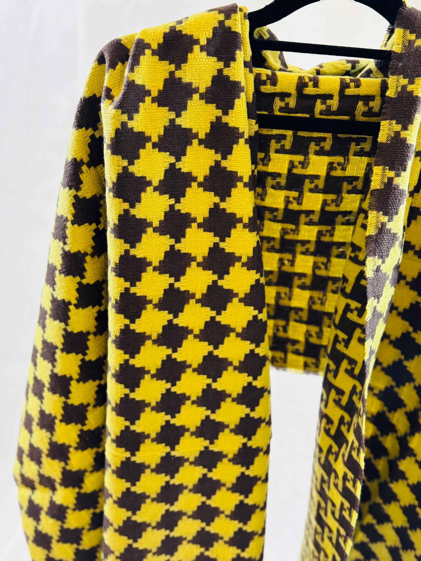 Wool fabric mini shawl