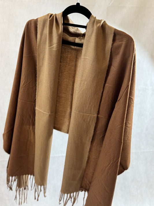 Double-sided wool mini shawl