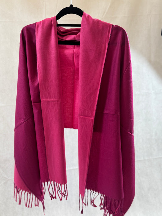 Double-sided wool mini shawl