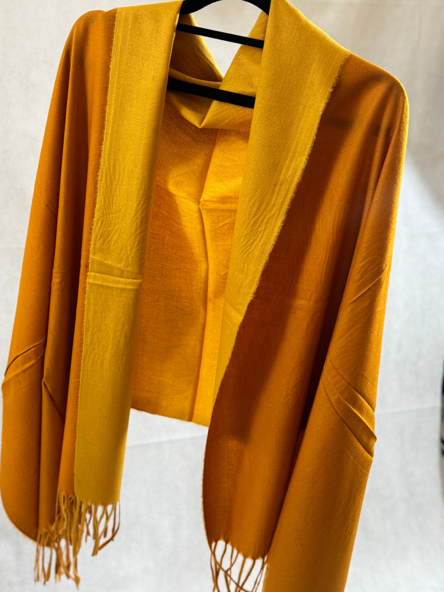 Double-sided wool mini shawl