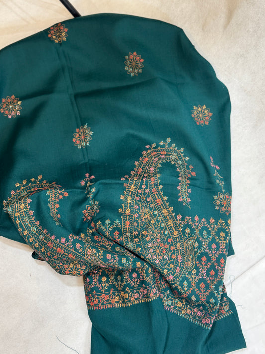 Embroidered mini pashmina shawl