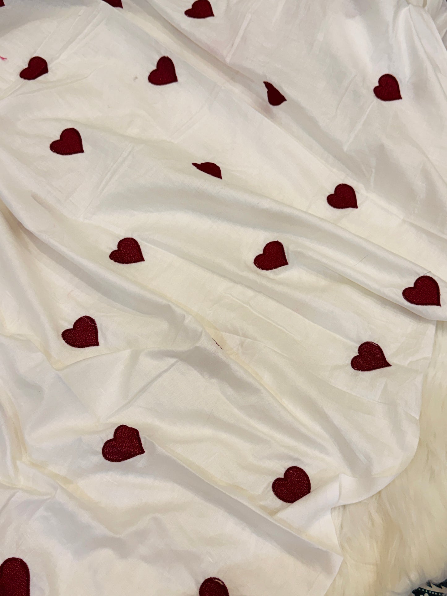 Embroidered lawn fabric