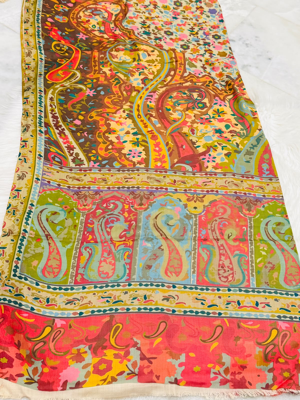 Printed pashmina wool shawl