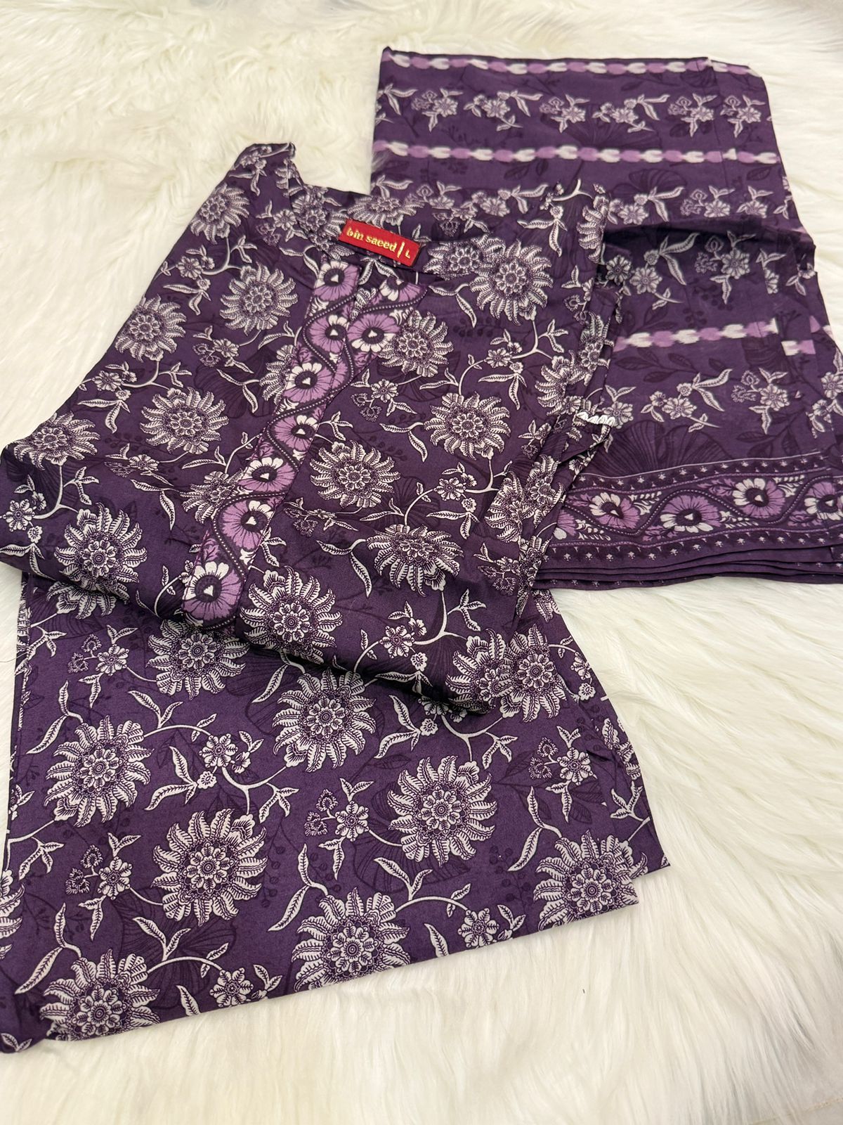 3PC FABRIC Lawn