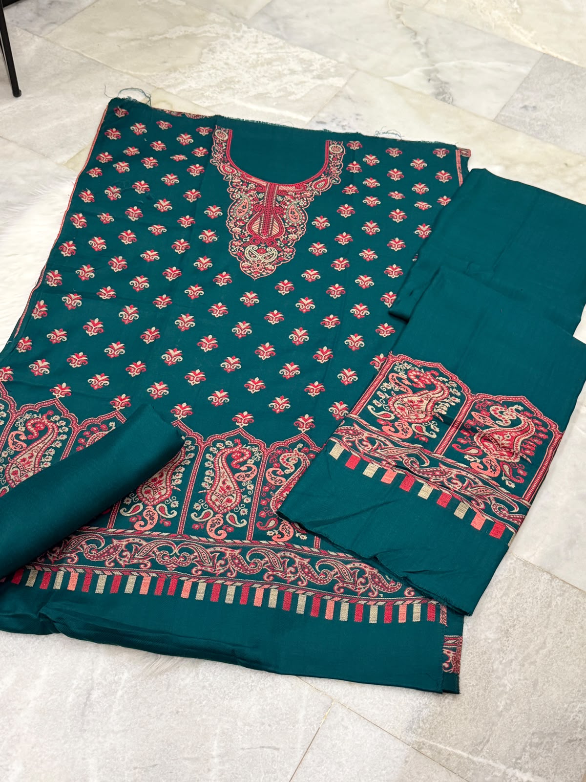 3PC Kani Pashmina Shawl and self Pashmina Suit