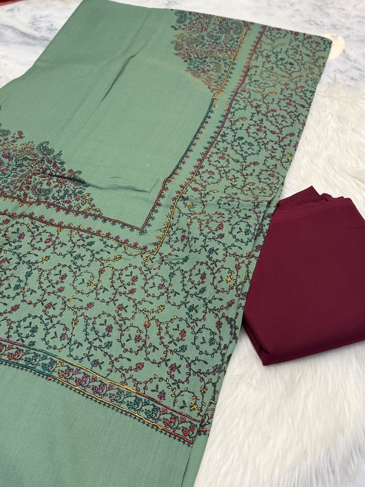 3PC Dhanak Suit with Hand-Embroidered Pashmina Shawl