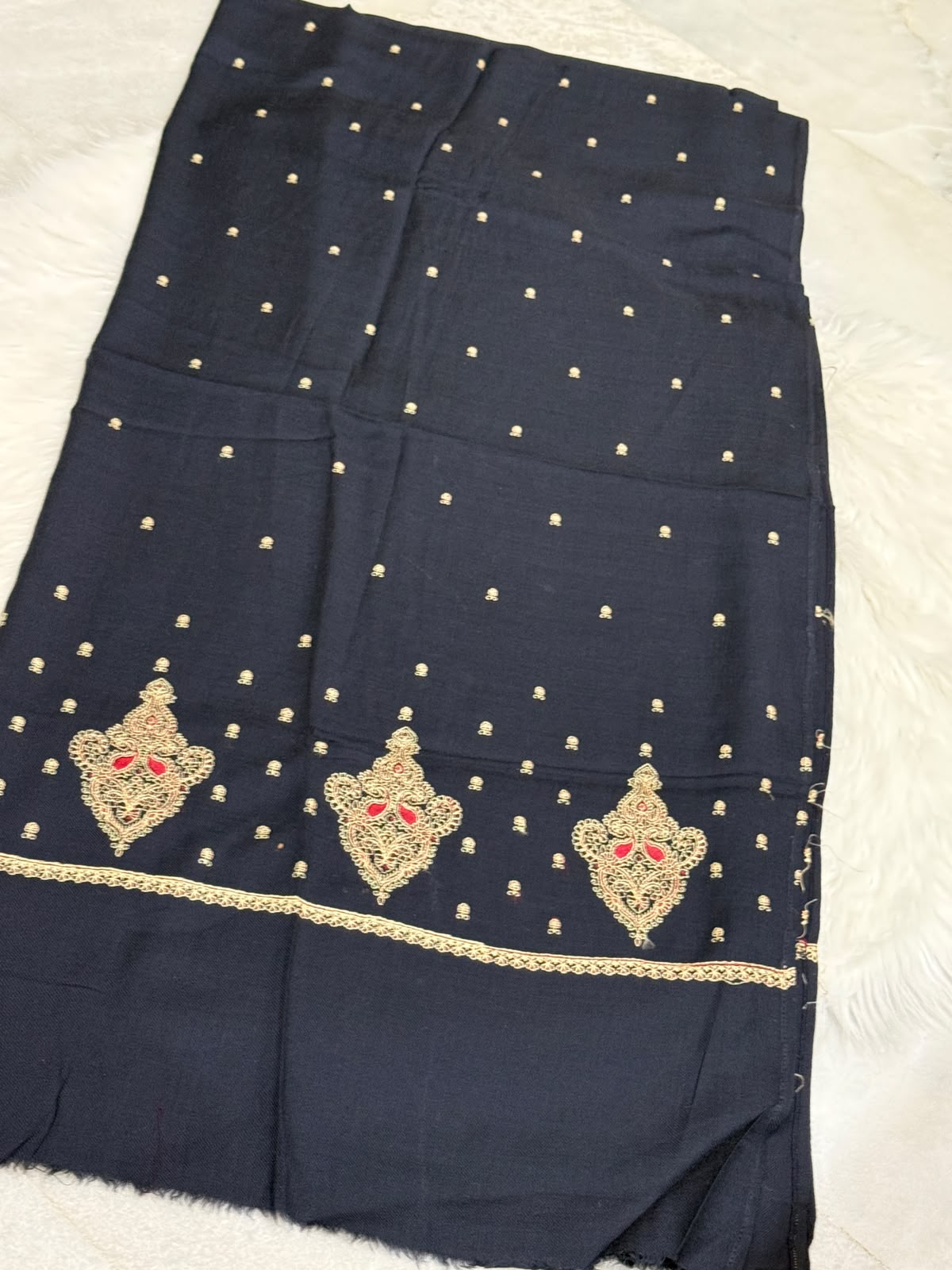 Pashmina wool shawl