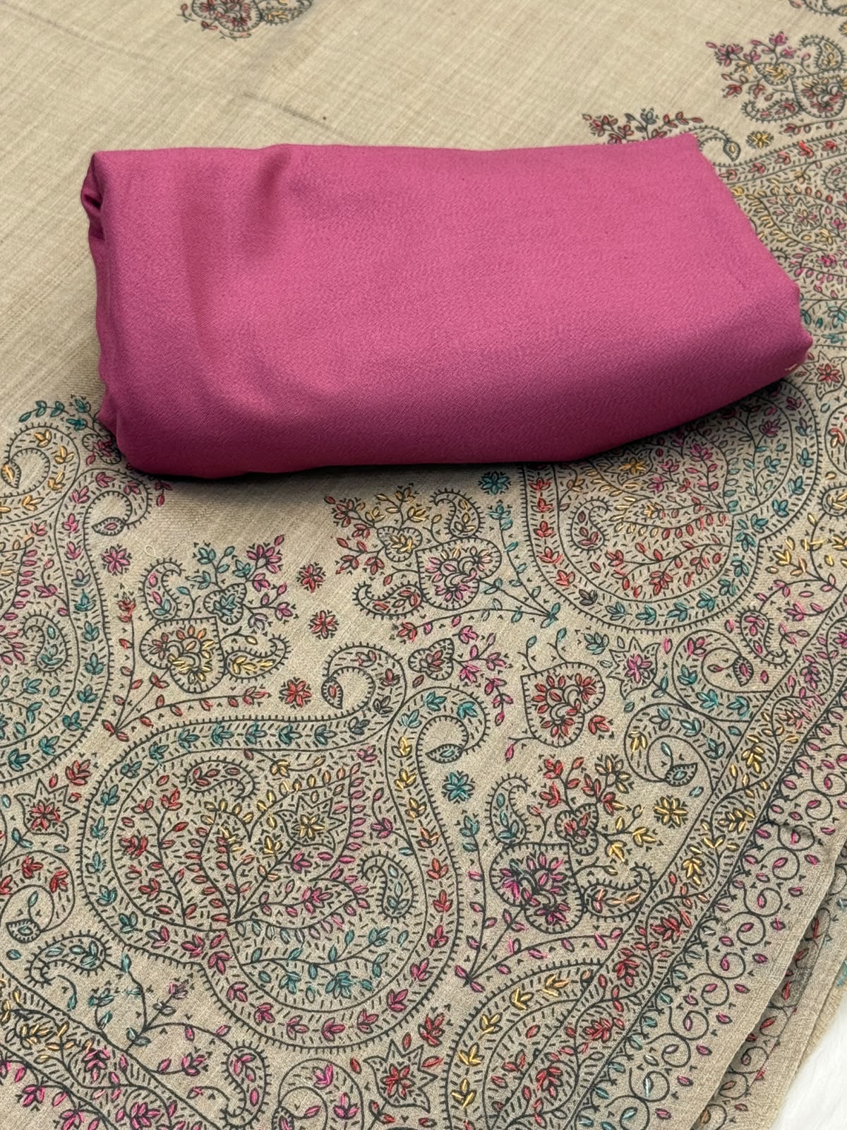 3PC Dhanak Suit with Hand-Embroidered Pashmina Shawl
