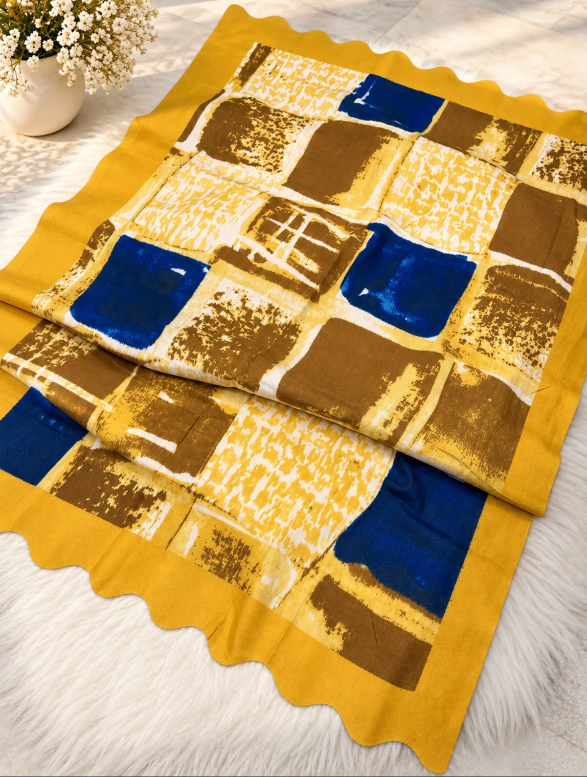 Cozy Printed Wool Mini Shawl / Stole